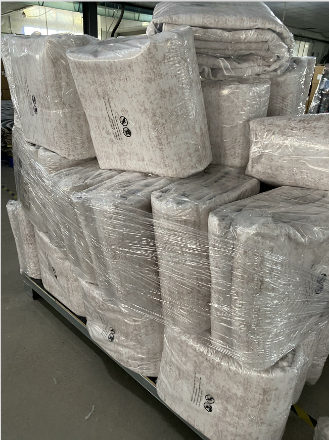 Wholesale washable rugs pallet packed for export